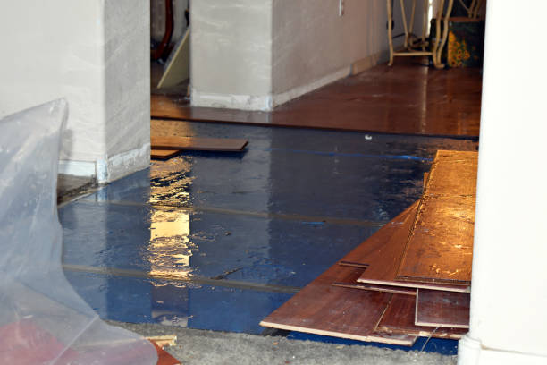 Professional Emergency Water Damage Restoration technician working in Yantic, CT